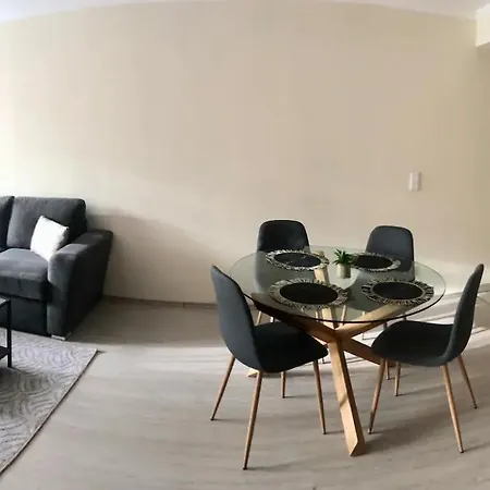 Spacious Tionelli 아파트